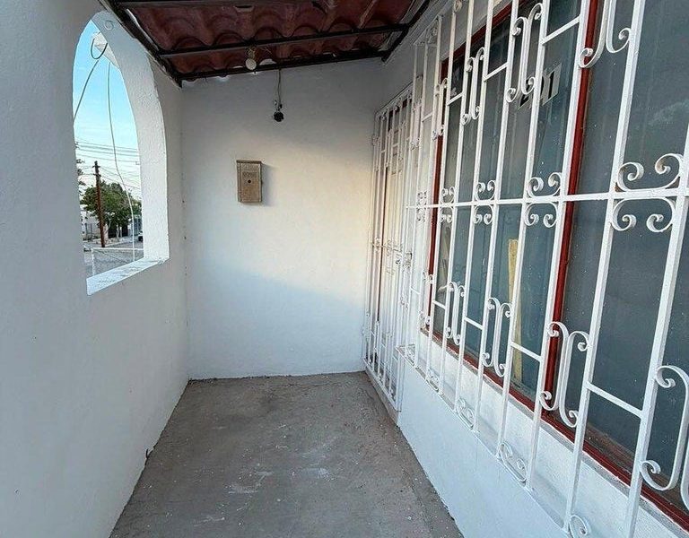 201 Segismundo Taraval 2, General, La Paz