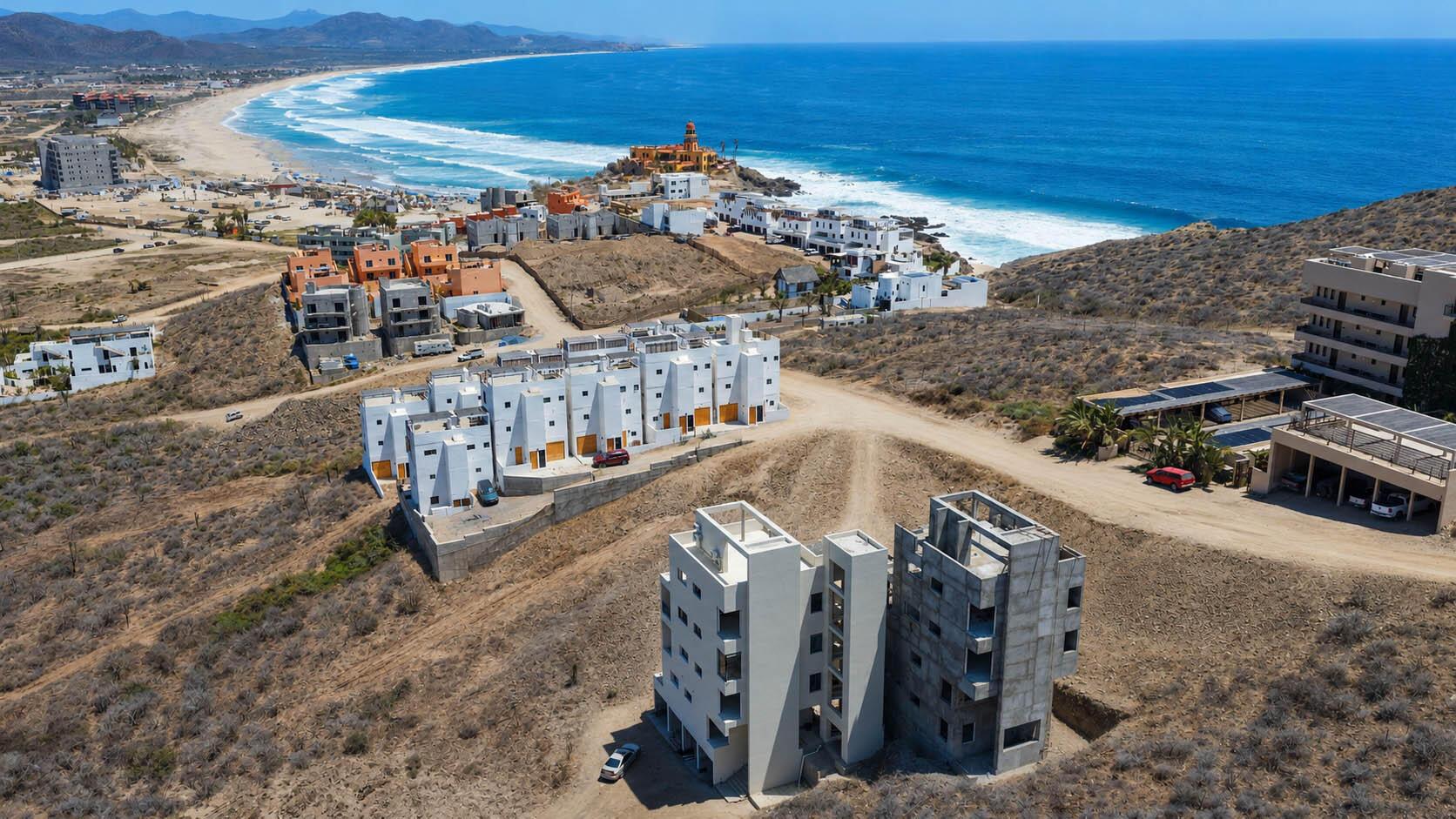 303, Halo of Cerritos, Pacific, photo 3