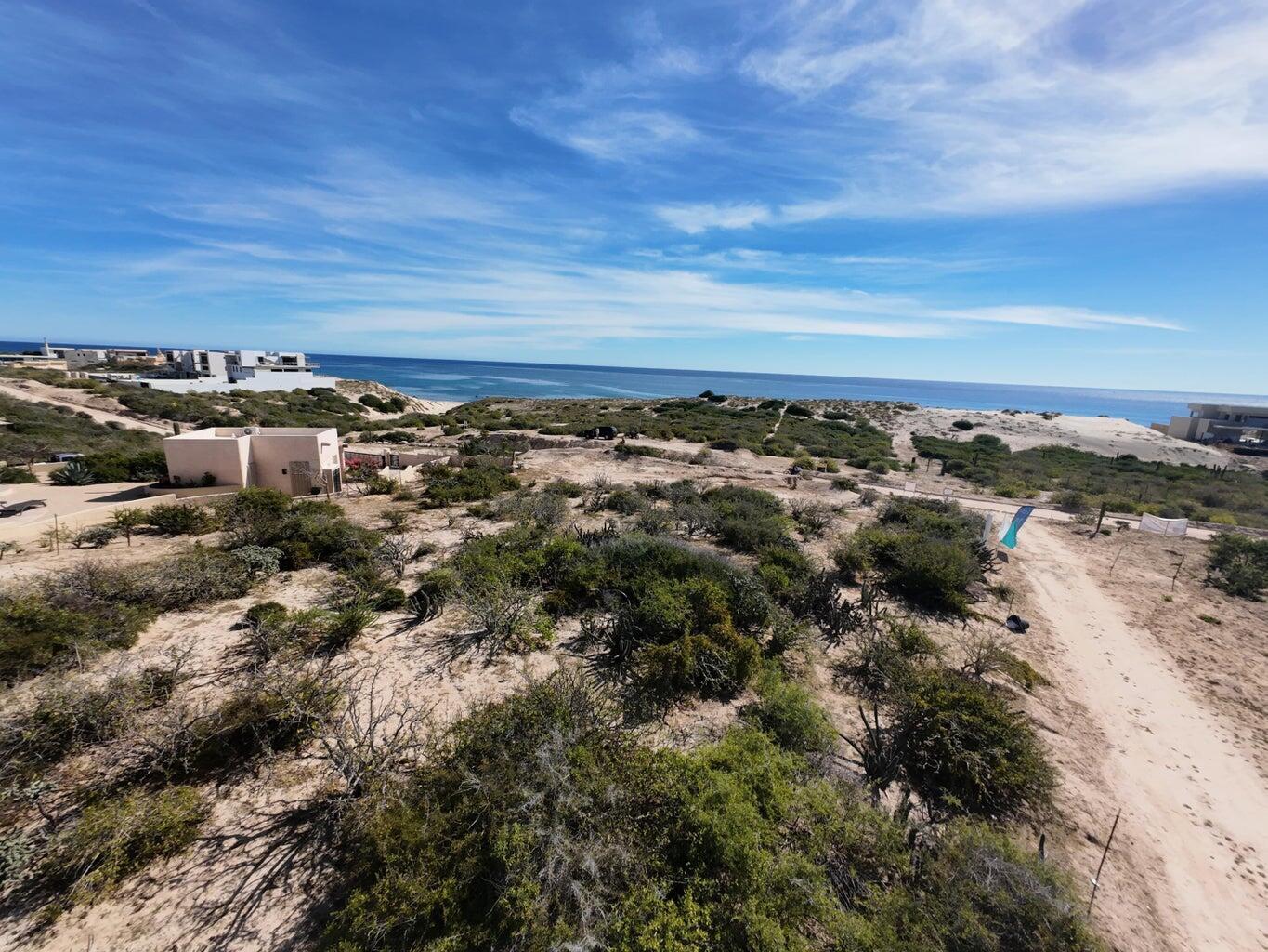 Lot in Shipwrecks, East Cape, photo 2