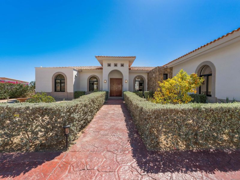 3-Bedroom House in Rancho Paraiso Ests, Cabo Corridor
