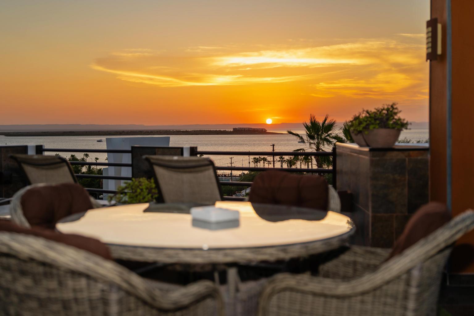 206 Colina Capristano, Alttus Homes, La Paz, photo 3
