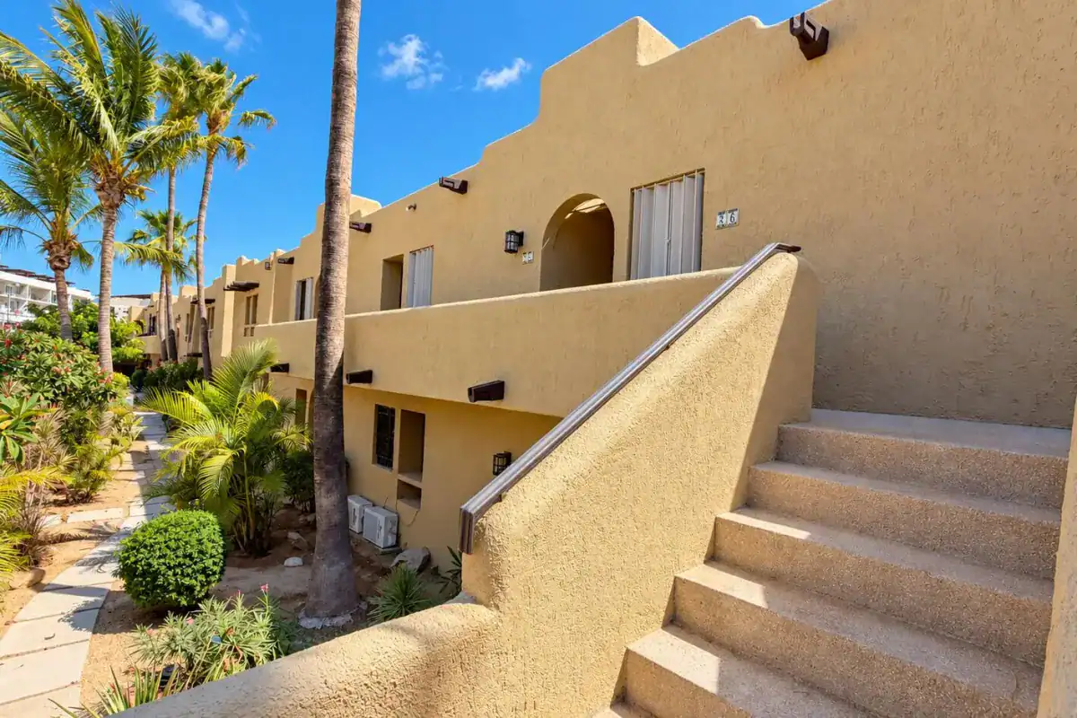 El Tezal Cabo Corridor residence interior