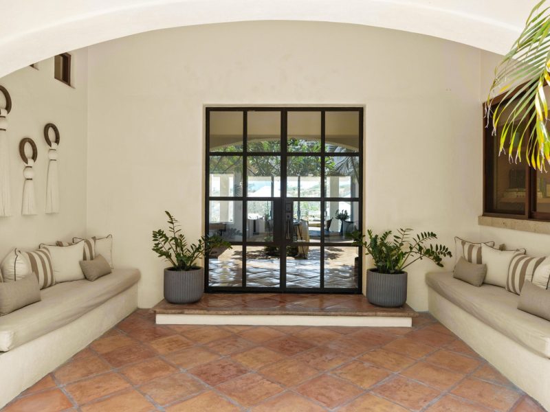 De Las Brisas, Cabo Corridor
