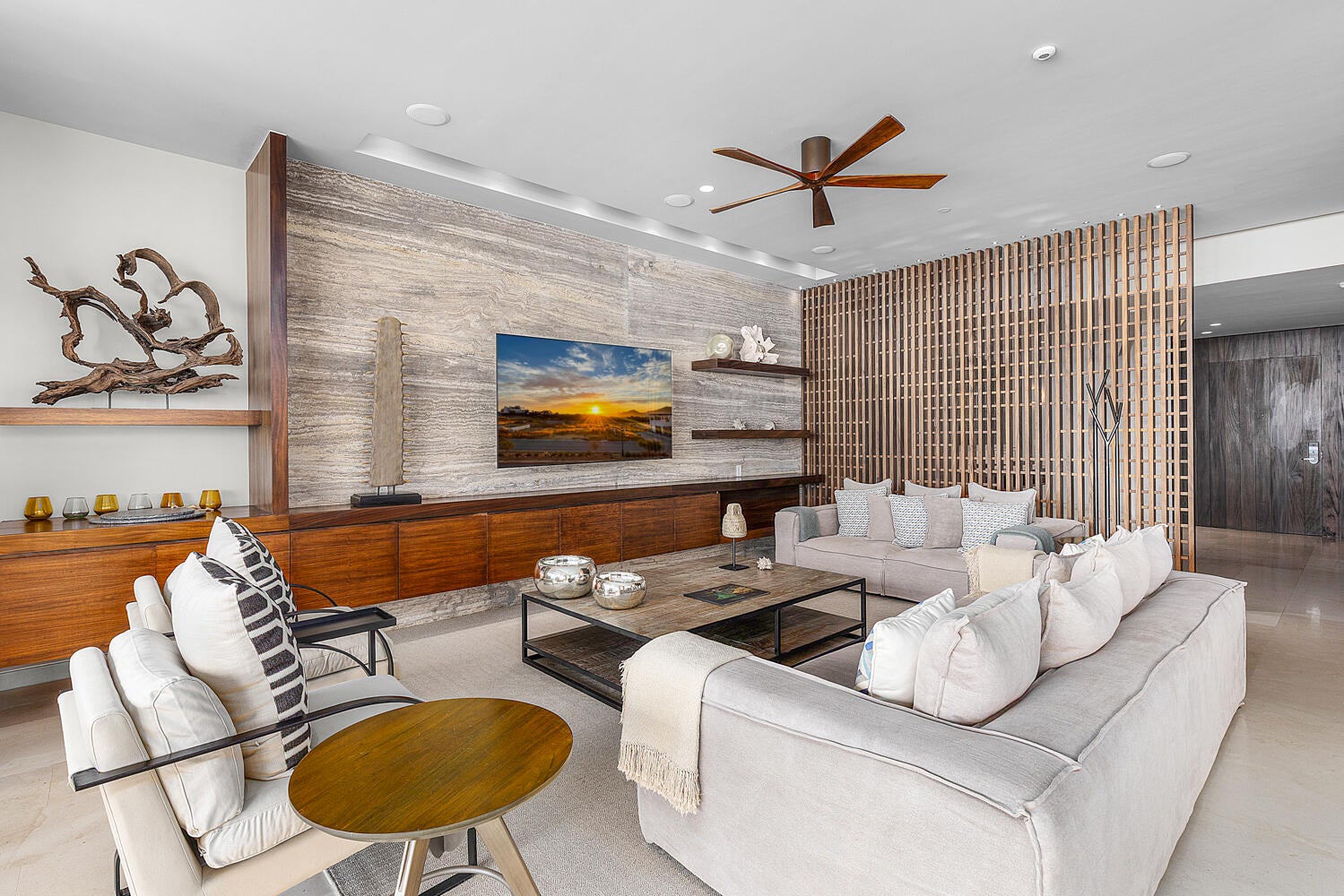Solaz Residences 204, San Jose Corridor, photo 4