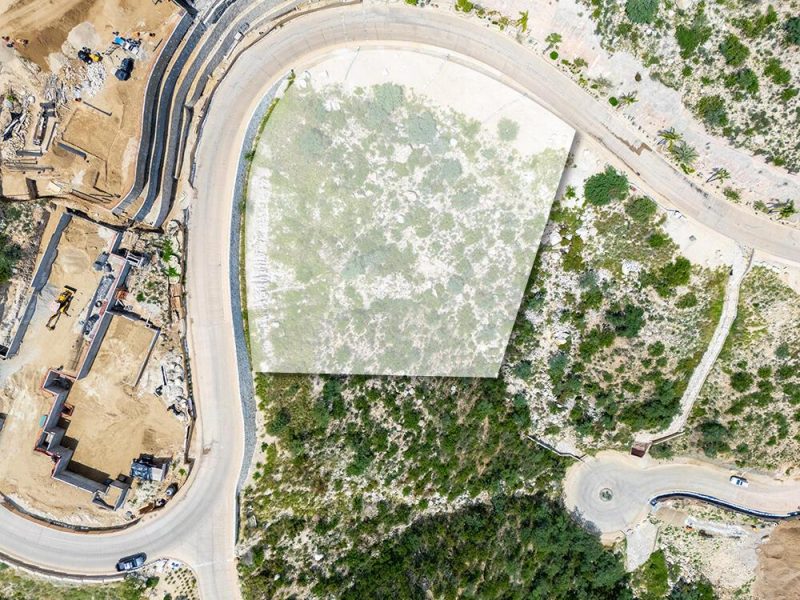 Lot in Section 1- Las Colinas, San Jose Corridor